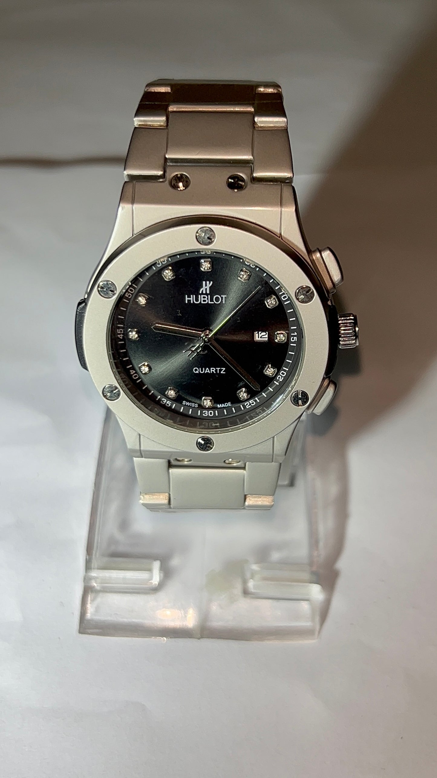 Hublot Classic Fusion-Inspired Cut Watch – Black Dial & Stainless Steel